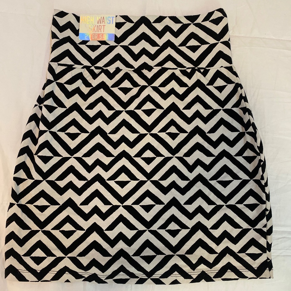 PINK Victoria’s Secret skirt